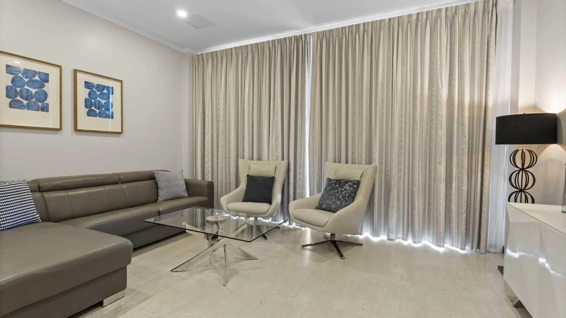 Eagle Beach - Alluring Beach View 2Br Condo -Lv304 Palm Beach