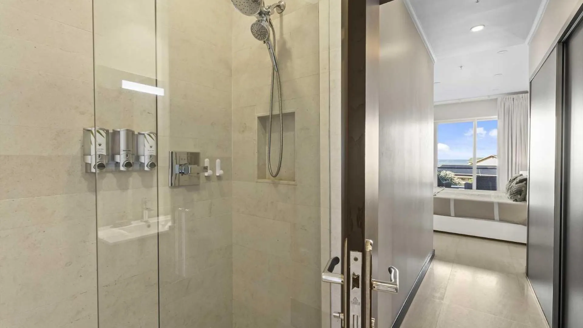 Eagle Beach - Alluring Beach View 2Br Condo -Lv304 Palm Beach Holiday home