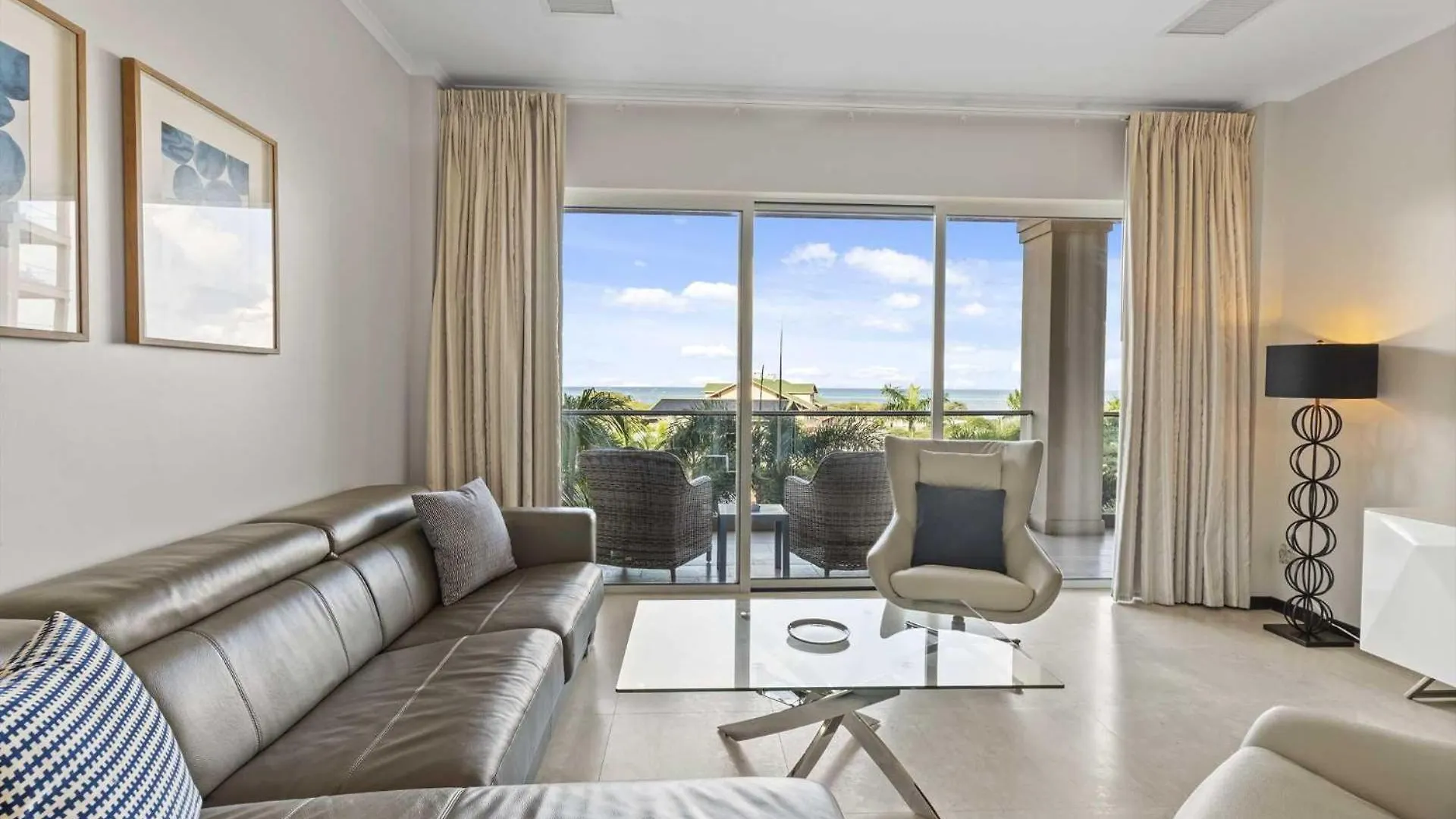 Eagle Beach - Alluring Beach View 2Br Condo -Lv304 Palm Beach 0*,  Aruba